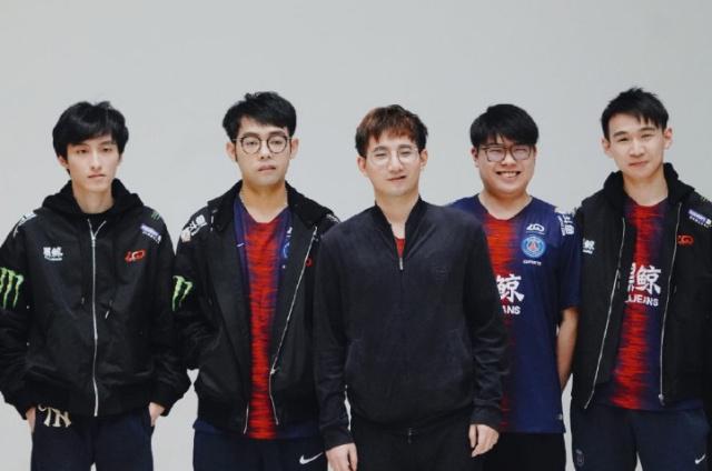 还具备在三 还具备在三