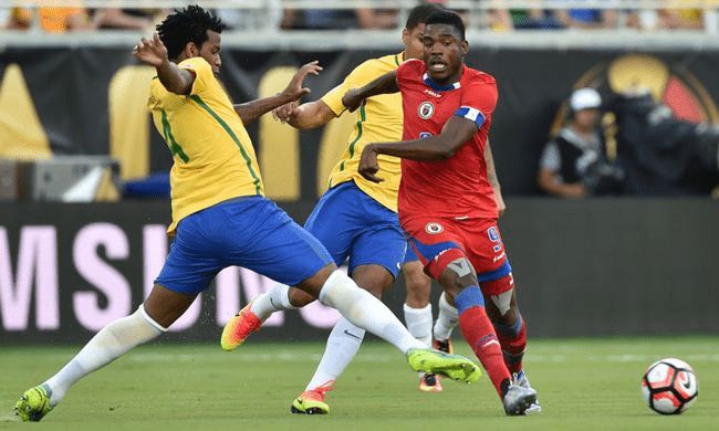 举行盛大退 举行盛大退