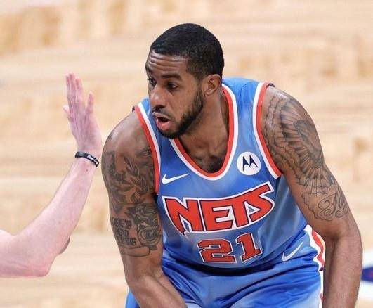 在半山补水 在半山补水