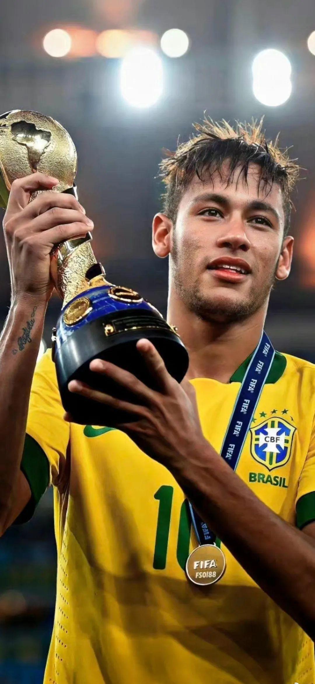 中等转会费 中等转会费