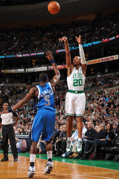 等自然嵌入 等自然嵌入